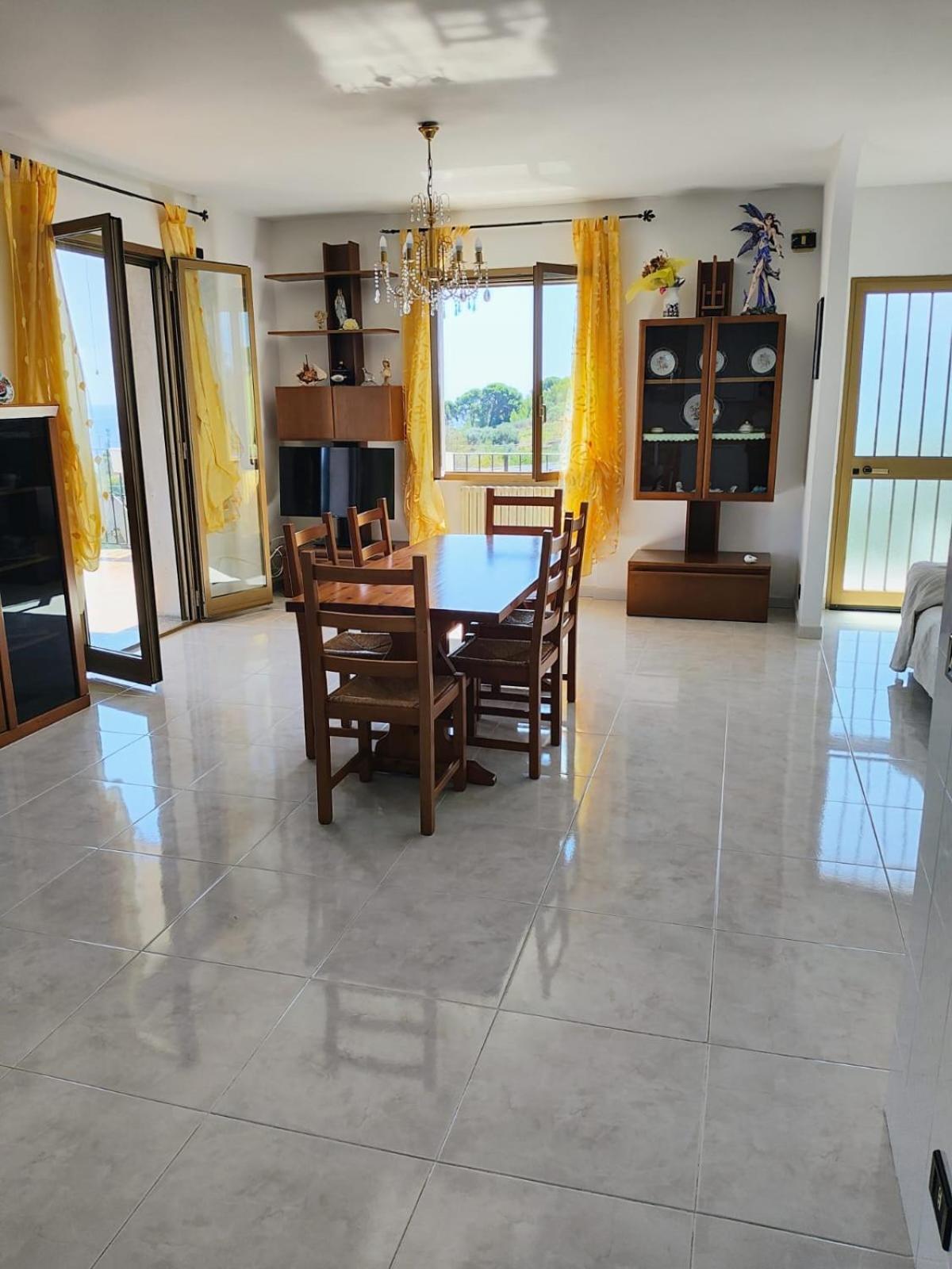 Alba Dorata Apartman San Lorenzo al Mare Kültér fotó